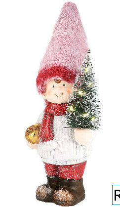 winterkind jongen met roze bontmuts en kerstboom in de hand. L