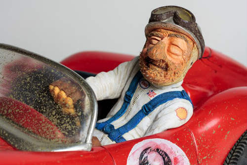 Fireball, rode racer door Guillermo Forchino, detail