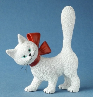 Beeldje witte poes \