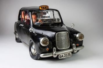 London Taxi door Forchino, vooraanzicht